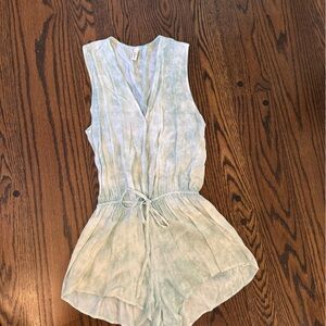 Elan pastel green Cover Up